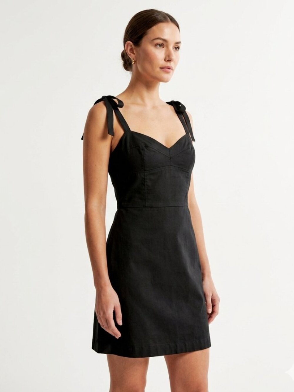 ARITZIA WILFRED BLACK TIE STRAP SWEETHEART FITTED MINI DRESS - 8